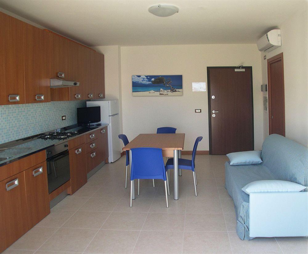 Residence I Delfini Cupra Marittima Exterior photo